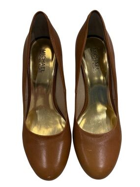 Michael Kors Brown Leather Round-Toe Pumps with Gold Insole